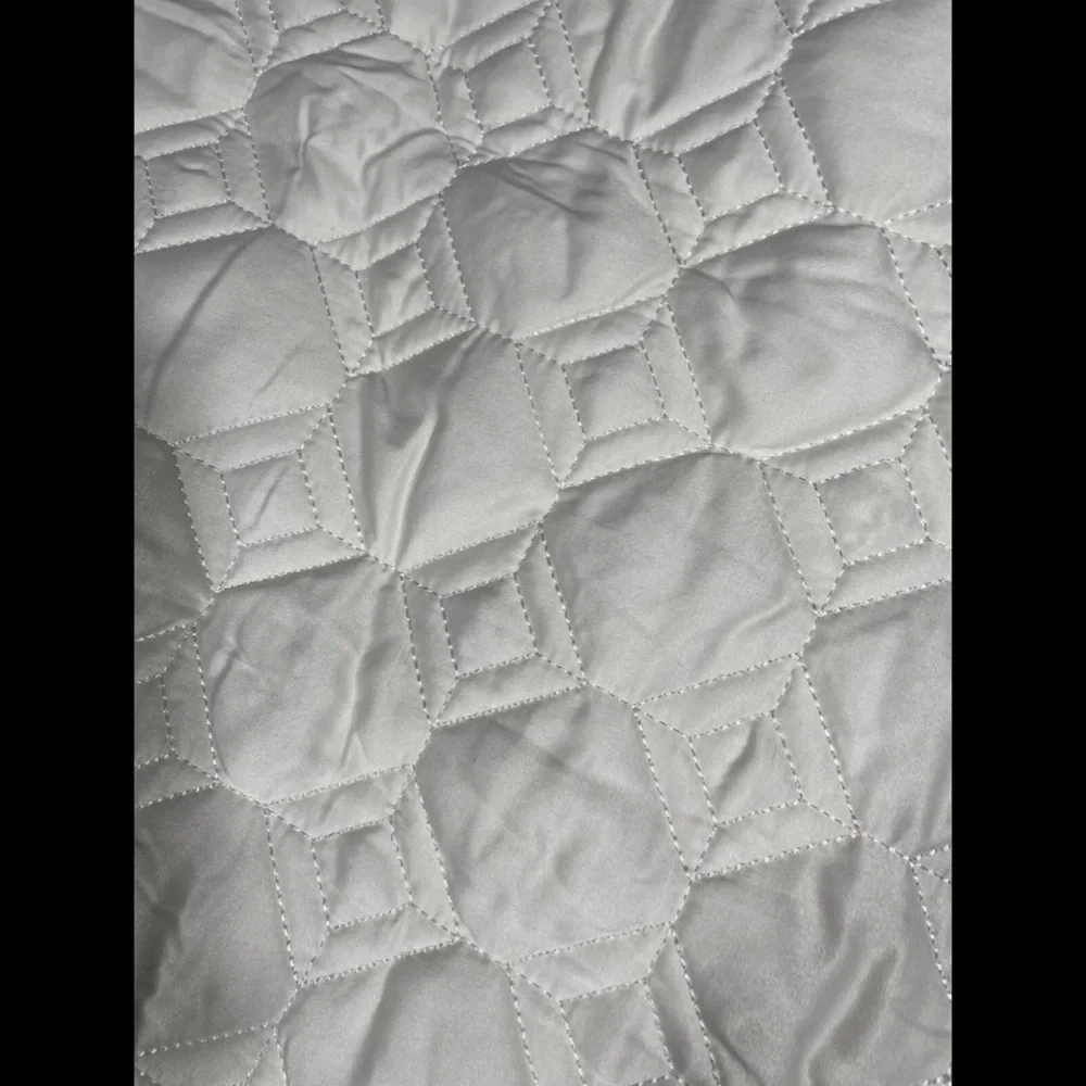 NEW Hotel Collection Alabastar‎ Quilted 1 King Sham